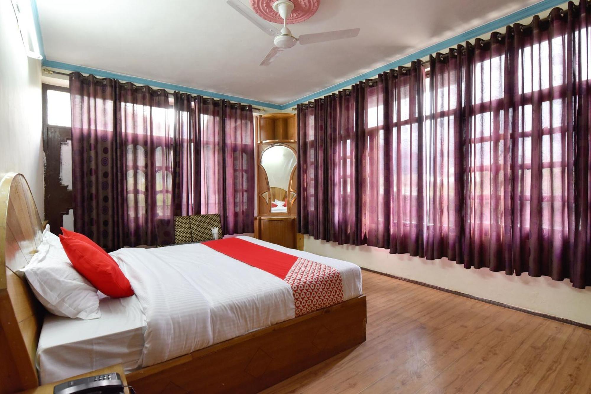 Oyo Hill View Hotel Manāli Eksteriør billede